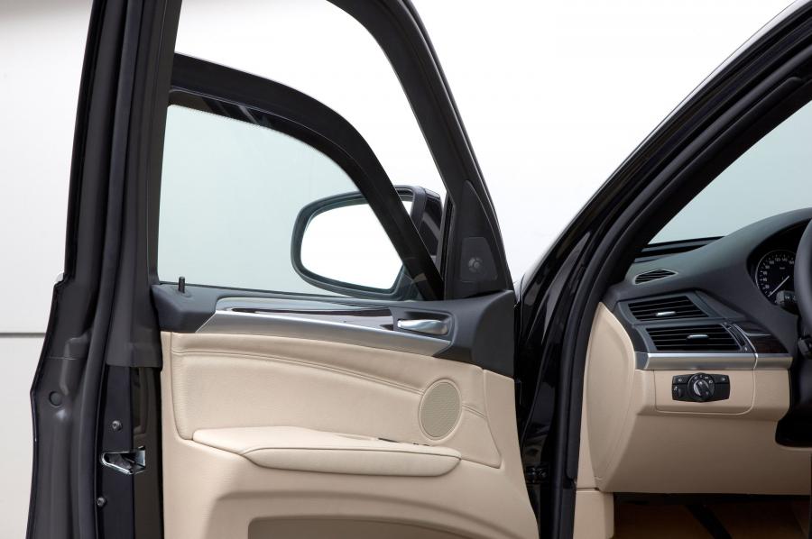  BMW X5 Security Plus 2009 года  (фото 20 из 53)